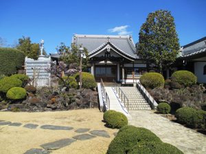 本堂3
